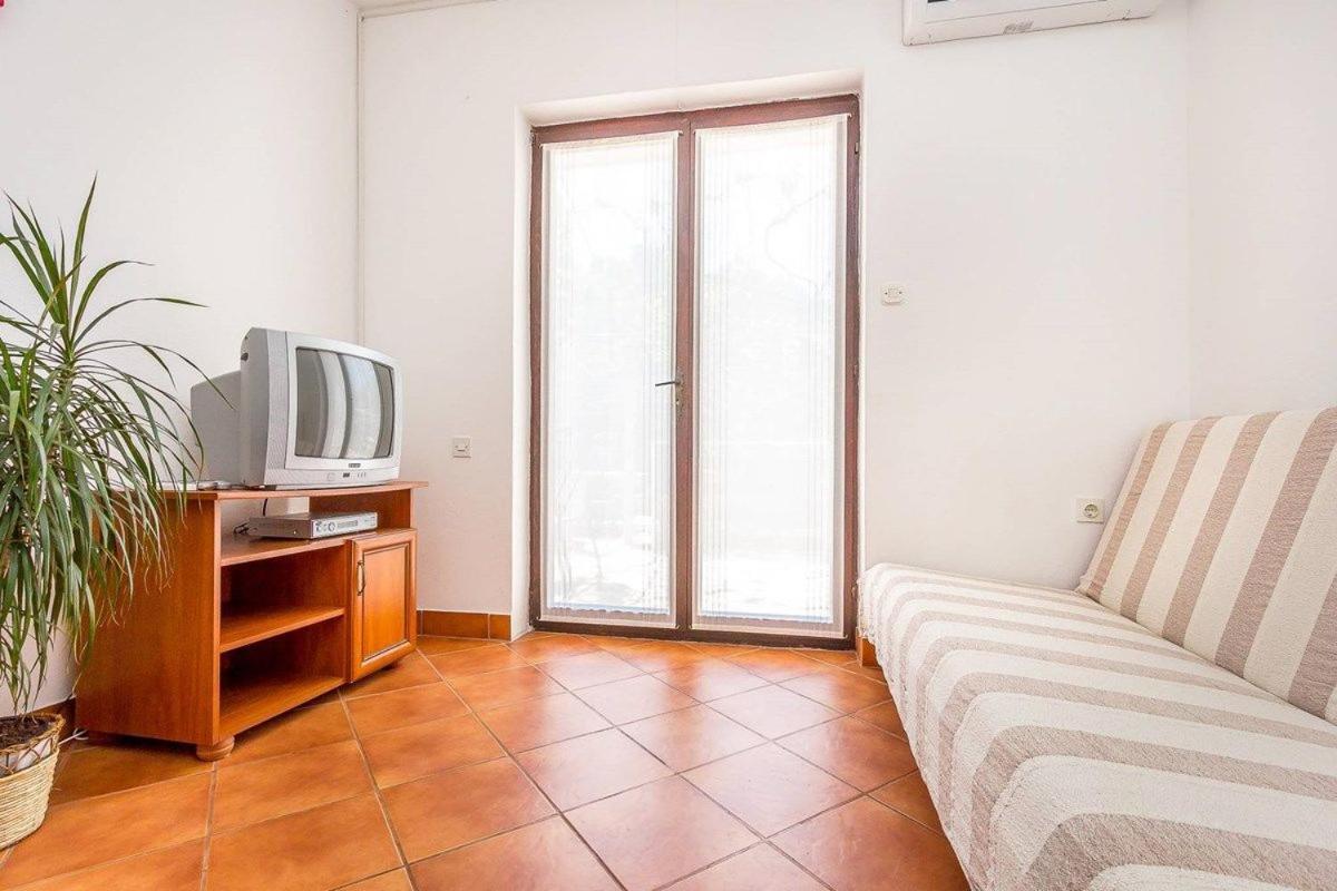 Apartments Dragica Valbandon Esterno foto