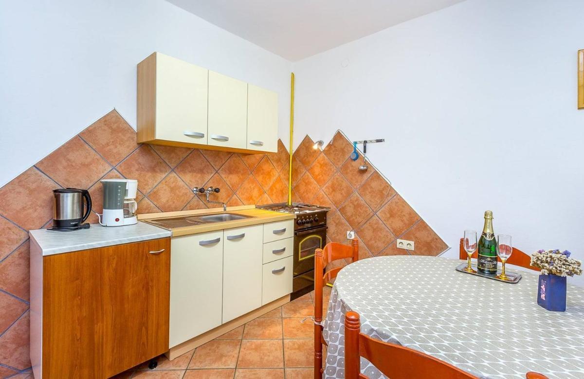 Apartments Dragica Valbandon Esterno foto